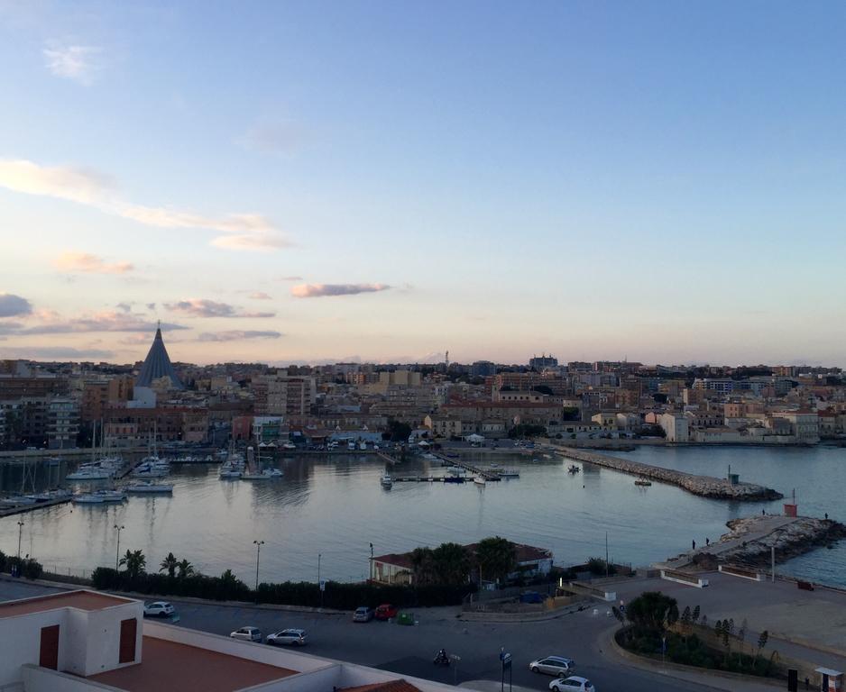 B&B Ortigia Sea View Syracuse ภายนอก รูปภาพ