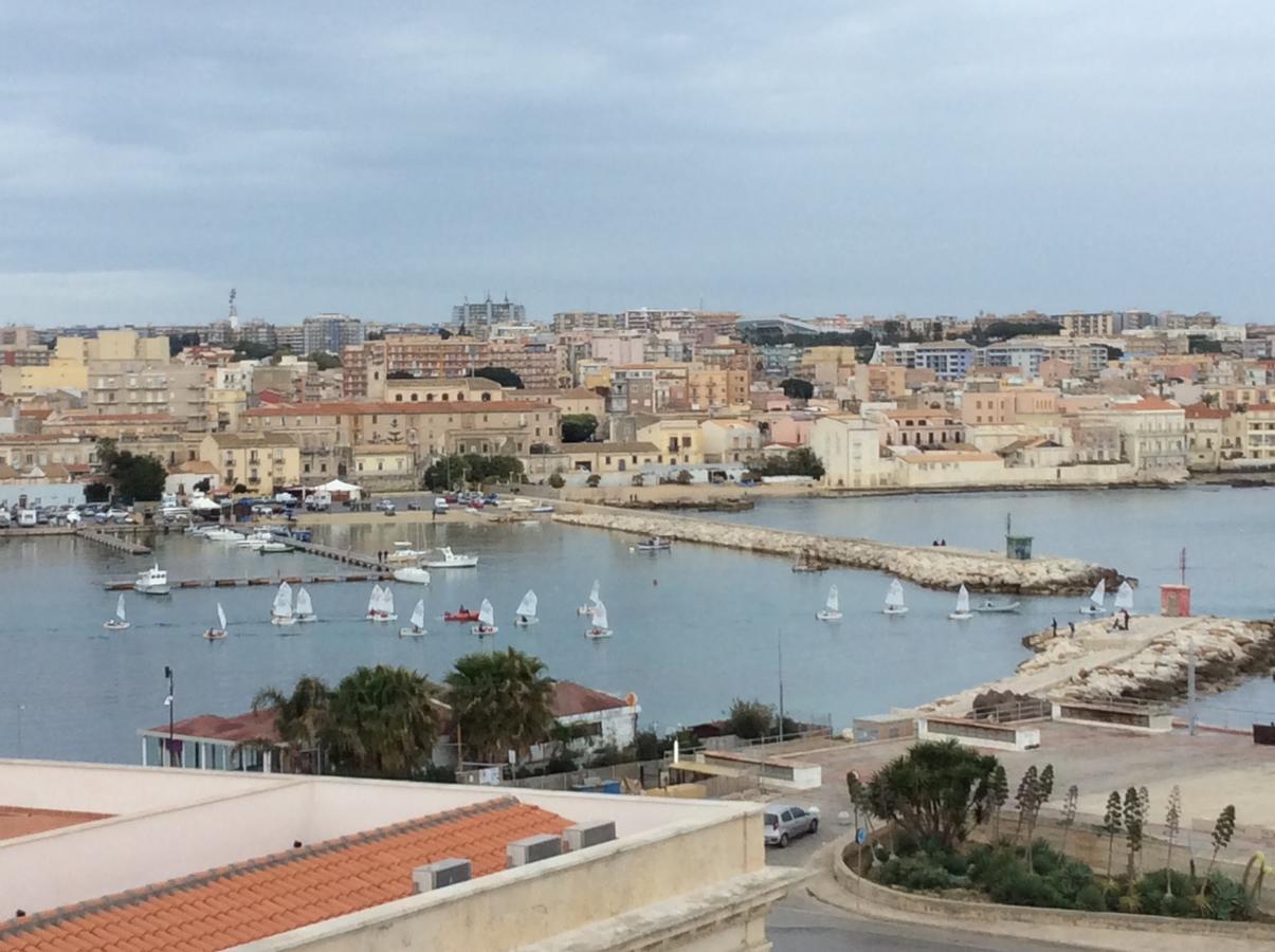 B&B Ortigia Sea View Syracuse ภายนอก รูปภาพ