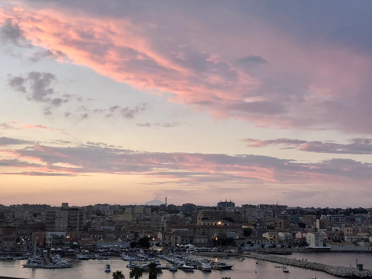 B&B Ortigia Sea View Syracuse ภายนอก รูปภาพ
